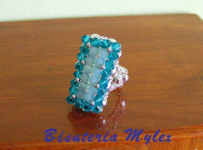 Anillo en cristal...