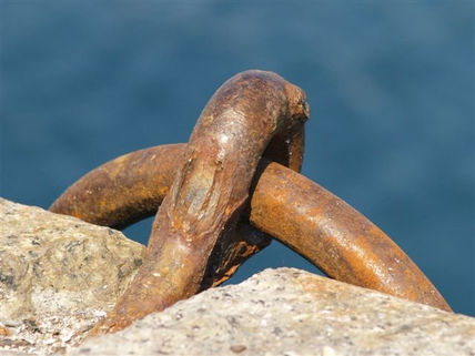 Argolla en el puerto