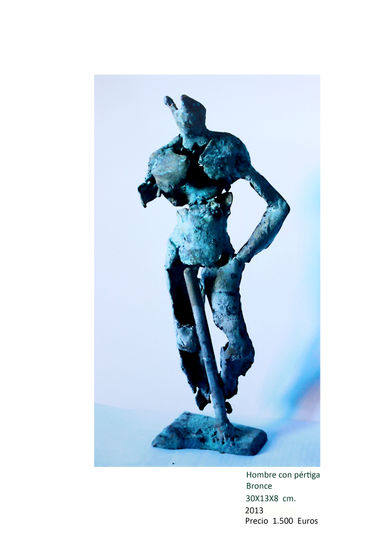 Hombre con pértiga Bronze Figurative