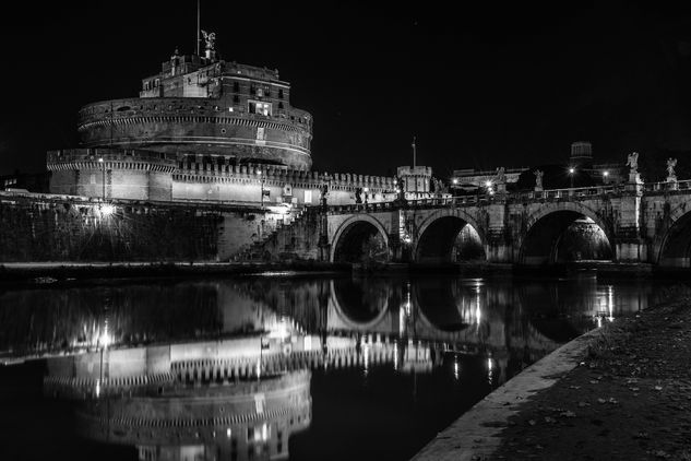 ENRICO PITTON - Castel Sant Angelo - roma Architecture and Interiorism Black and White (Digital)