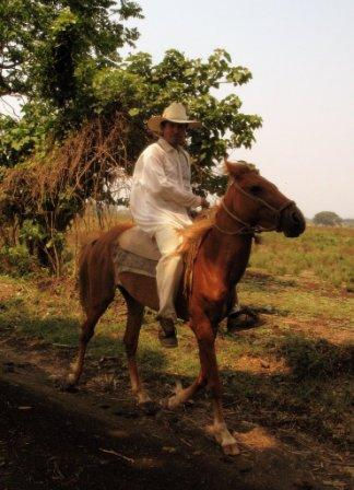 "Caballero" Fotoperiodismo y documental Color (Digital)