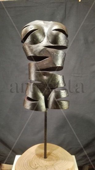 TORSO Iron Abstract