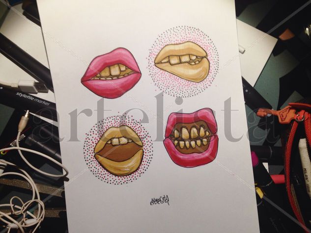 GOLDEN PINKY LIPS 