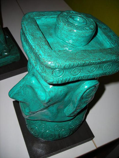 cabeza Terracotta Figurative