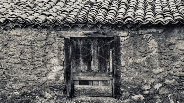 Madera, piedra y barro Architecture and Interiorism Black and White (Digital)