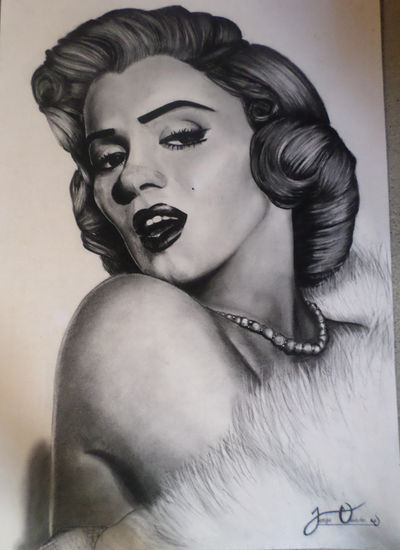 Marilyn Monroe Carboncillo