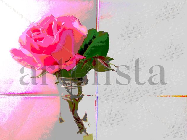 Rosa en botella de cristal