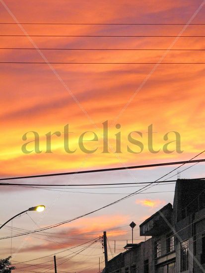 Atardecer con Cables. Other Themes Color (Digital)