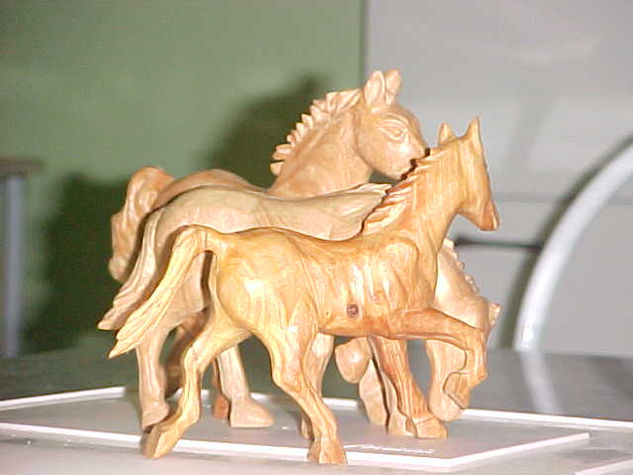 tres caballos Madera Figurativa