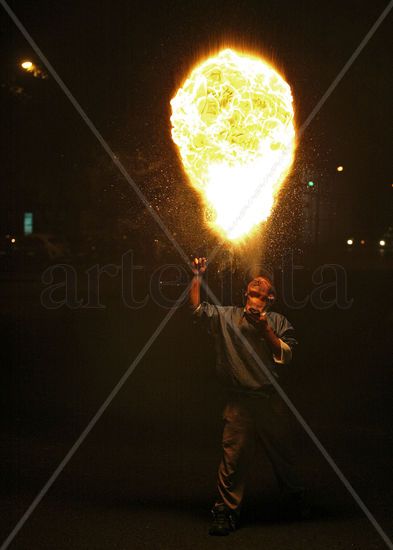 Bola de Fuego Fotoperiodismo y documental Color (Digital)