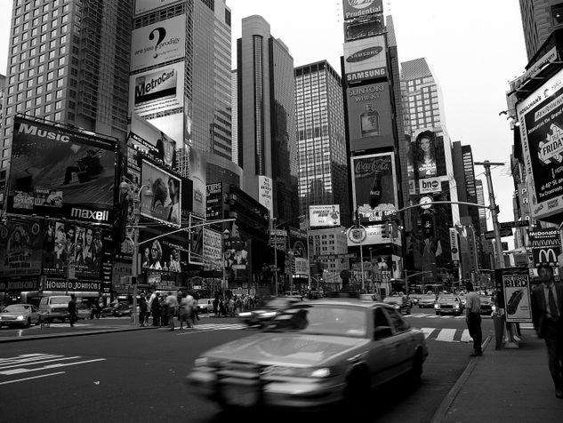 TIMES SQUARE Architecture and Interiorism Black and White (Digital)