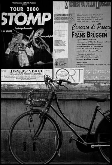 Bike Florence Travel Black and White (Digital)