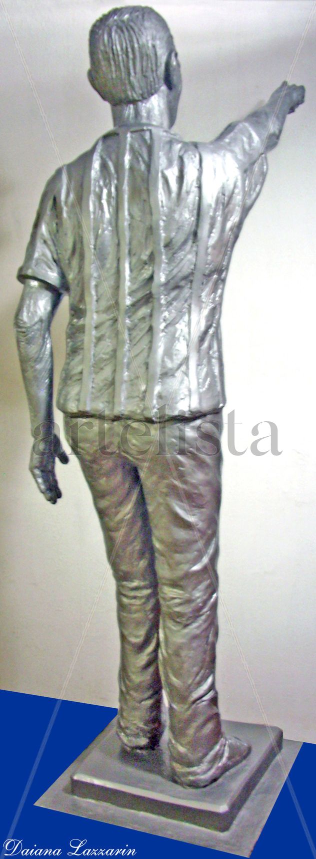 Monumento al Hincha Loco Julio V