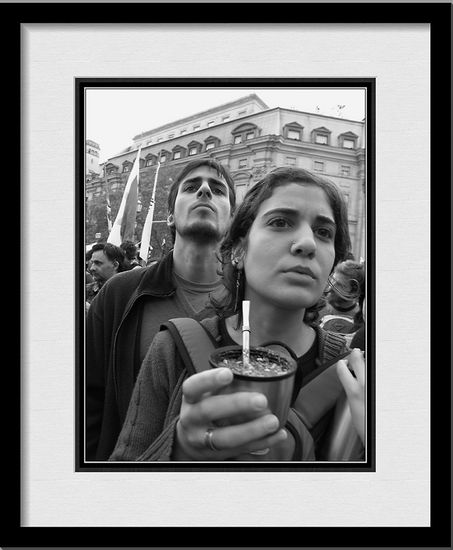 Mate en la Marcha Fotoperiodismo y documental Blanco y Negro (Digital)