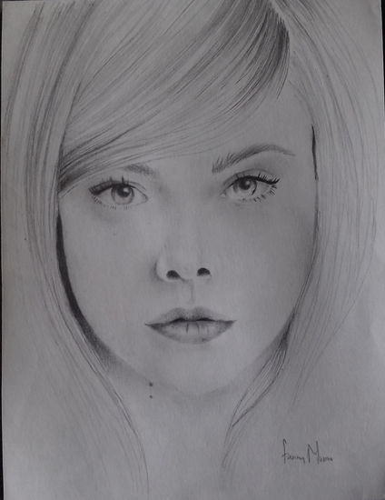 Elle Fanning Pencil