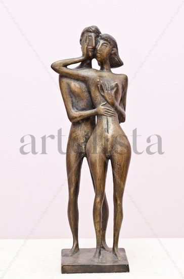 MOMEN Bronze Figurative