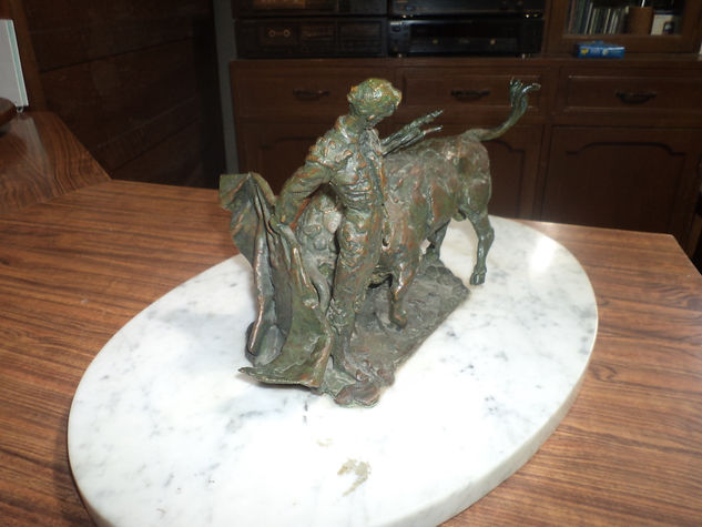 Pendulo Arruza Bronze Figurative