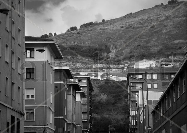 El vigilante Fotoperiodismo y documental Blanco y Negro (Digital)