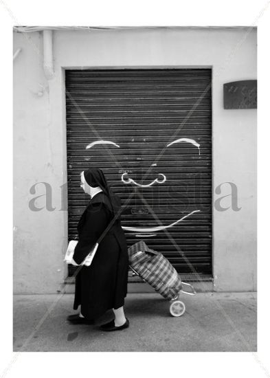 Sor Smile bw Viajes Blanco y Negro (Digital)