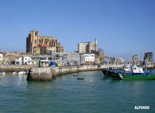 Puerto de Castro-Urdiales Naturaleza Color (Digital)