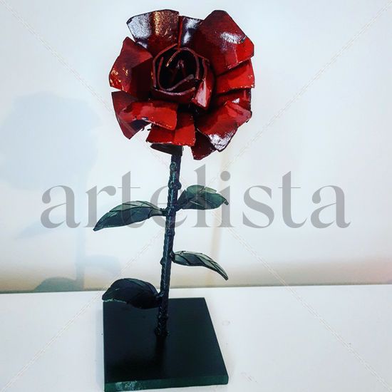 Rosa Metal Figurativa