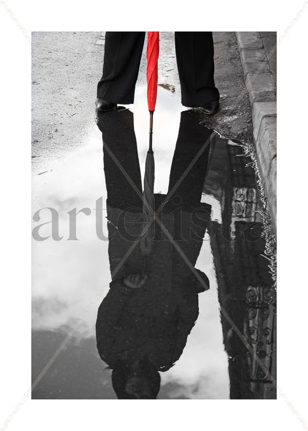 red umbrella