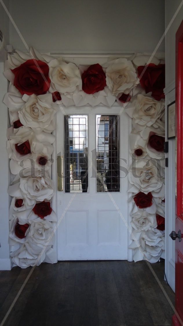 FLORES PUERTA