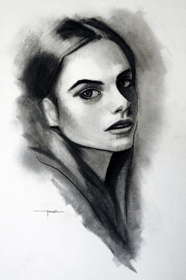 Mujer uno Charcoal