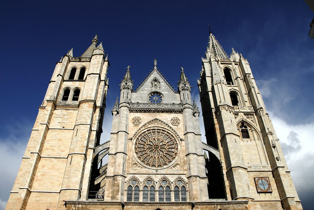 catedral de leon. detalle Arquitectura e interiorismo Color (Digital)