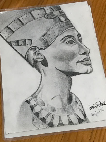 Neferu Atón Nefertiti Pencil