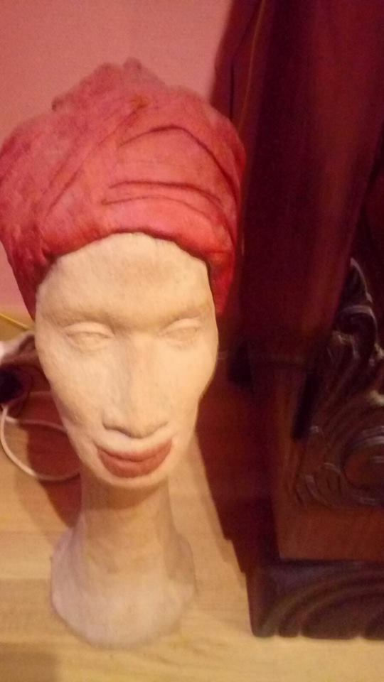 MUJER AFRICANA