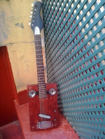 GUITARra  DIDDLEY...