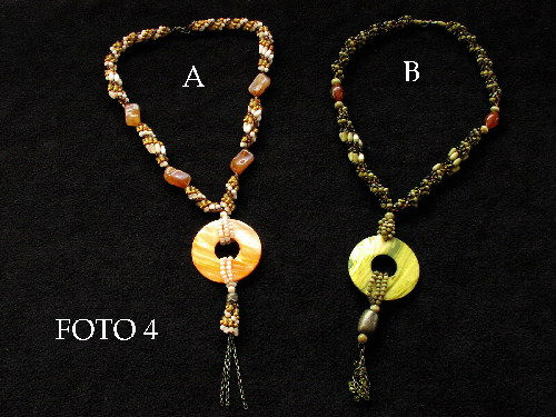 collares largos entretejido con colgantes de nacar