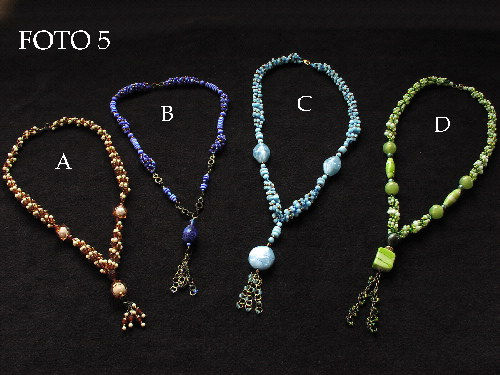 collares entretejidos con acrilicos