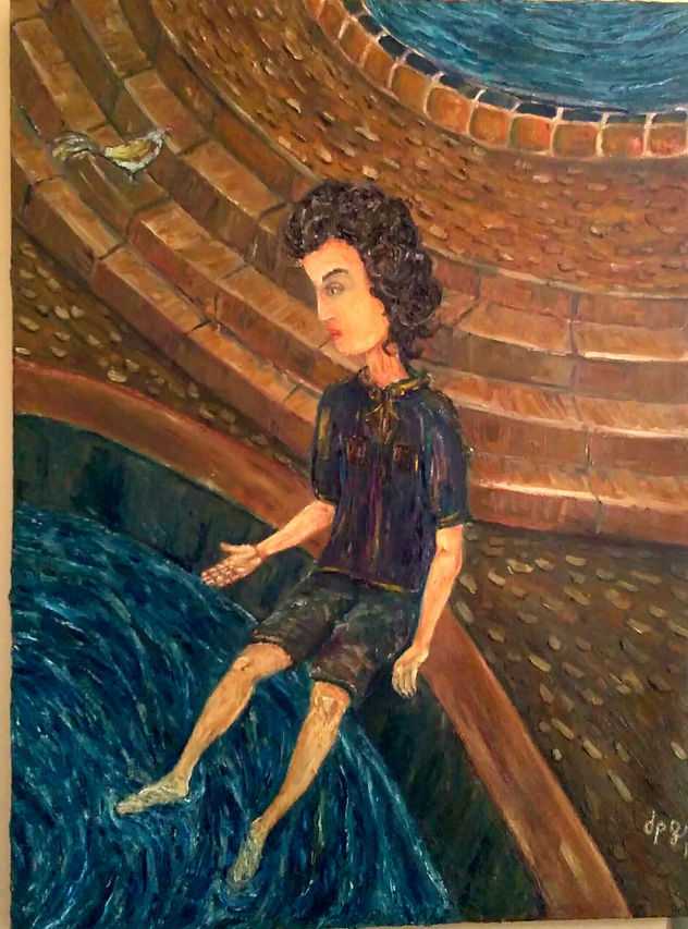 Niño encantado entre fuentes.