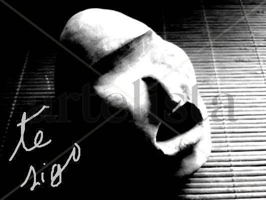 te sigo Conceptual/Abstract Black and White (Digital)