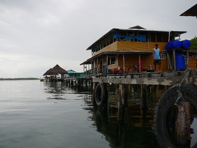 Isla Bocas Architecture and Interiorism Black and White (Digital)