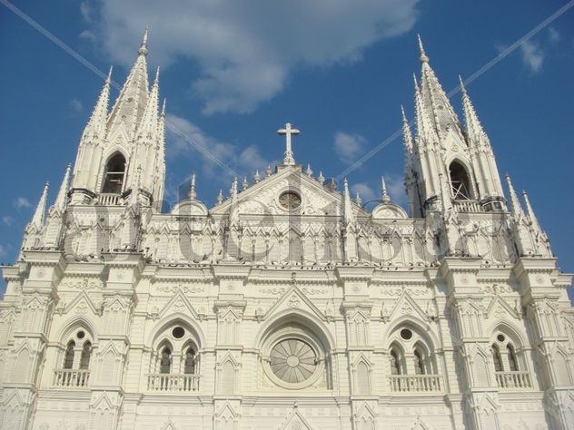 catedral de santa ana el salvador
