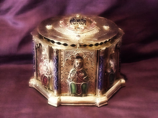 ARQUETA , orfebrería y cloissoné