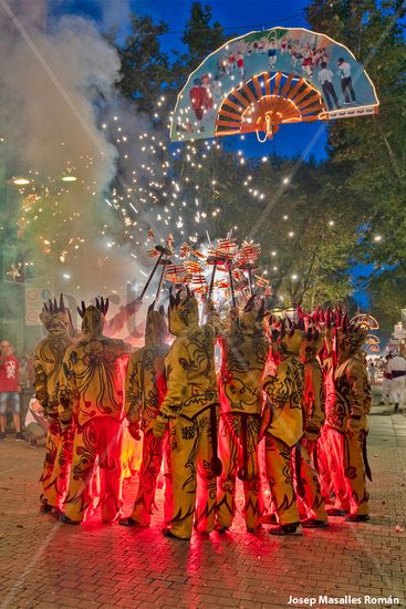 Diables de Vilanova Photojournalism and Documentary Color (Digital)