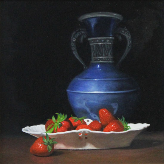 Blue Vase and Strawberries Óleo Lienzo Bodegones