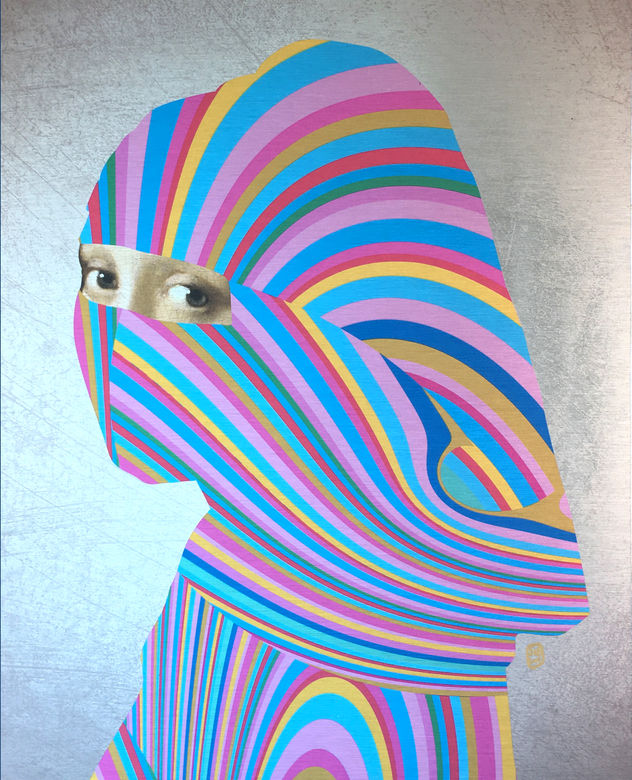 La Joven del Niqab a rayas