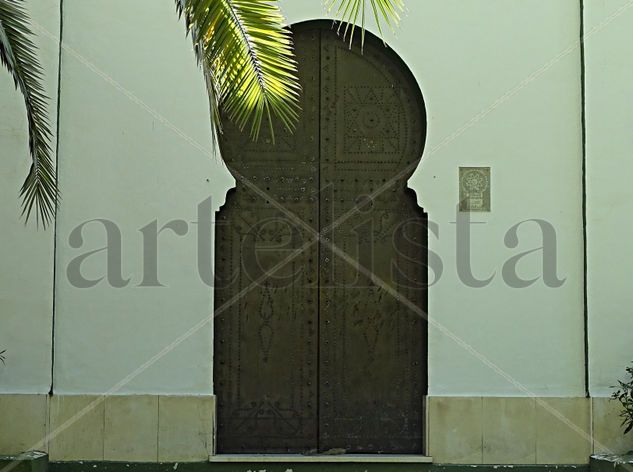 Old door 41x55 Arquitectura e interiorismo Color (Digital)