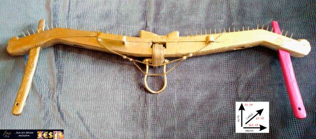 YUGO PICOS DE ORO