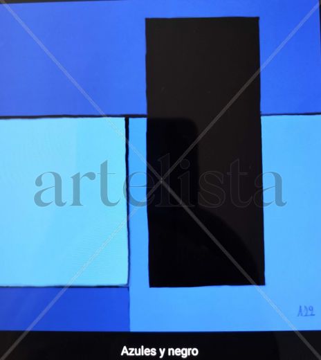 Azul y negro