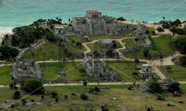 Mayan Kingdom: Tulum : Castillo Maya Viajes Color (Digital)