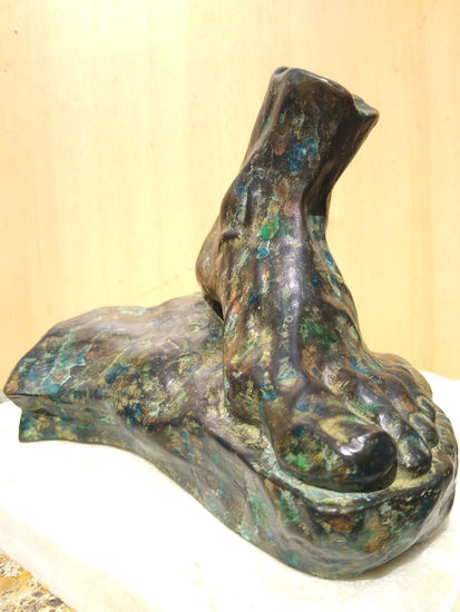 HUELLA Bronce Figurativa