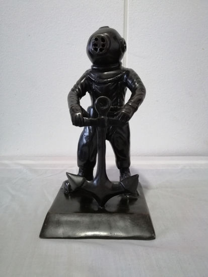 Buzo Antiguo Bronze Figurative