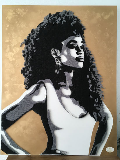 Retrato Whitney Houston Con técnica hilorama 