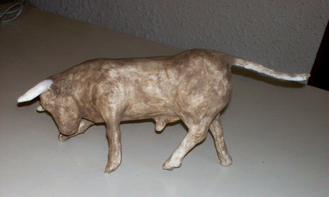 ESCULTURA-TOROS